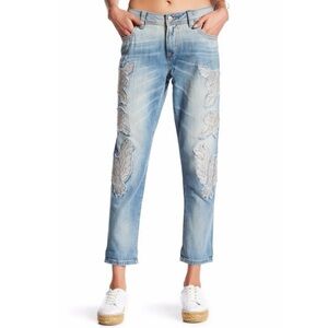Miss Me Embroidered‎ Floral Boyfriend Ankle Jeans Size 29